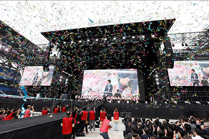 〈「長崎スタジアムシティ」の2年目の現状は?〉 年間来場者、大幅増 〝中身の充実〟、着々と